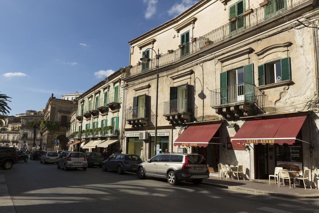 I Balconi Sul Barocco Villa Modica Ruang foto